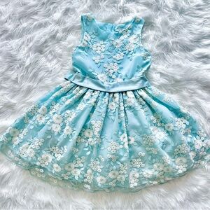 Girls puffy dress